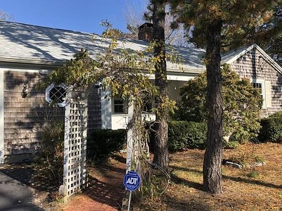 3rd image of 44 S West Dr
