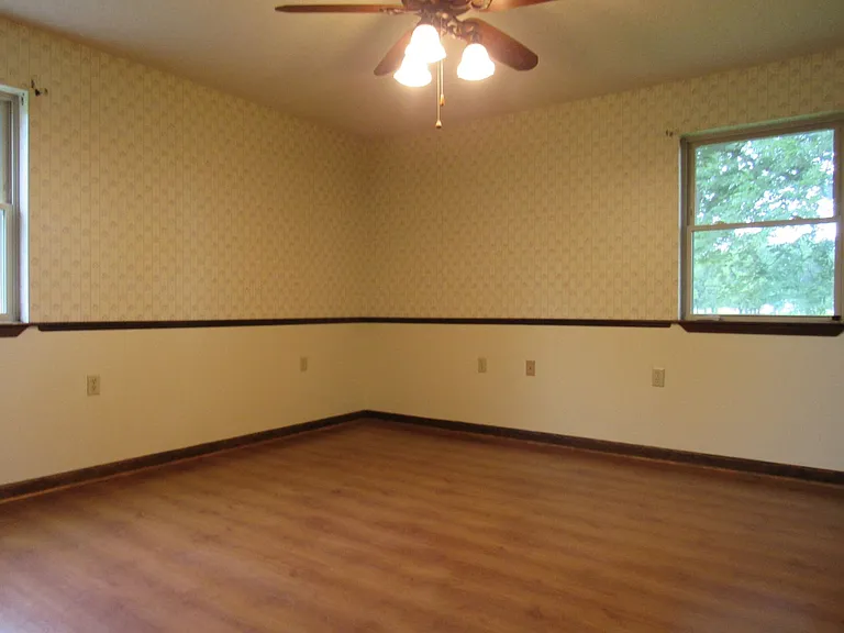 13501 Lower Steel Bend Rd — Photo 43