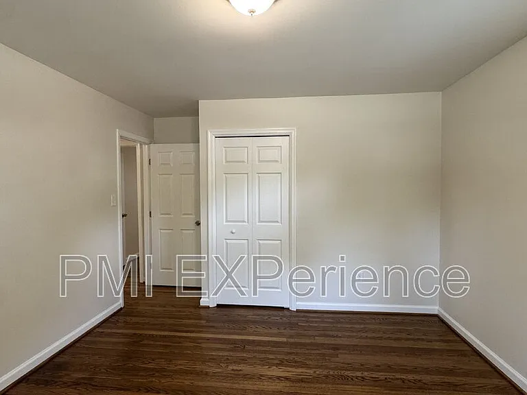 6405 Roberts Dr — Photo 7