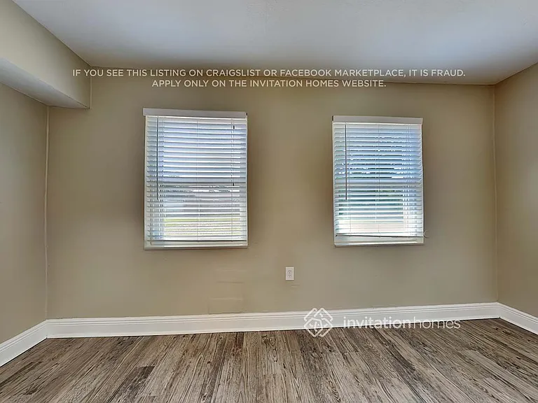 725 Clayton St — Photo 7