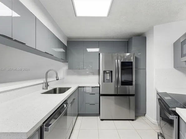 8111 Severn Dr APT D, Boca Raton, FL 33433
