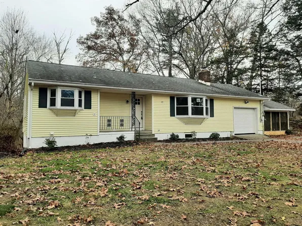 195 ROOSEVELT Road, Hyde Park, NY 12538