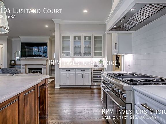 5th image of 1104 Lusitano Ct