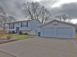 1305 E Grant St, Streator, IL 61364