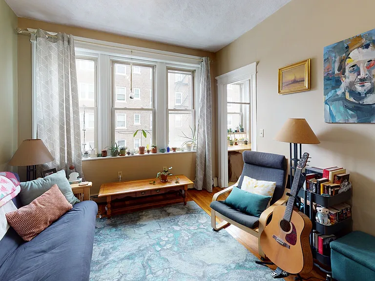 1625 Commonwealth Ave #9 — Photo 2