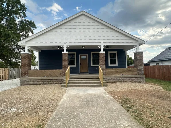 310 E Main St, Bainbridge, IN 46105