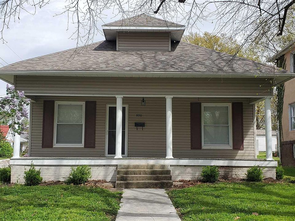 1st image of 800 S Granger St