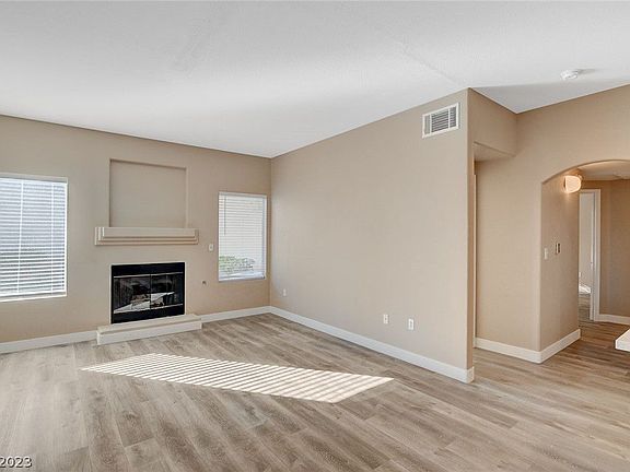 4th image of 1624 N Jones Blvd #0