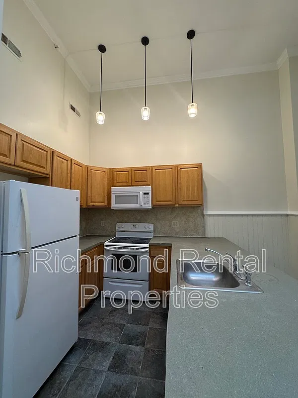1 bed, 1.0 bath, 640 sqft, $1,295 — Photo 4