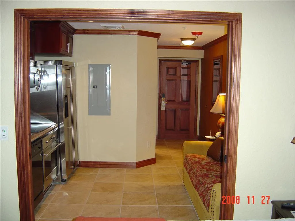 1 bed, 360 sqft, $1,995 — Photo 3