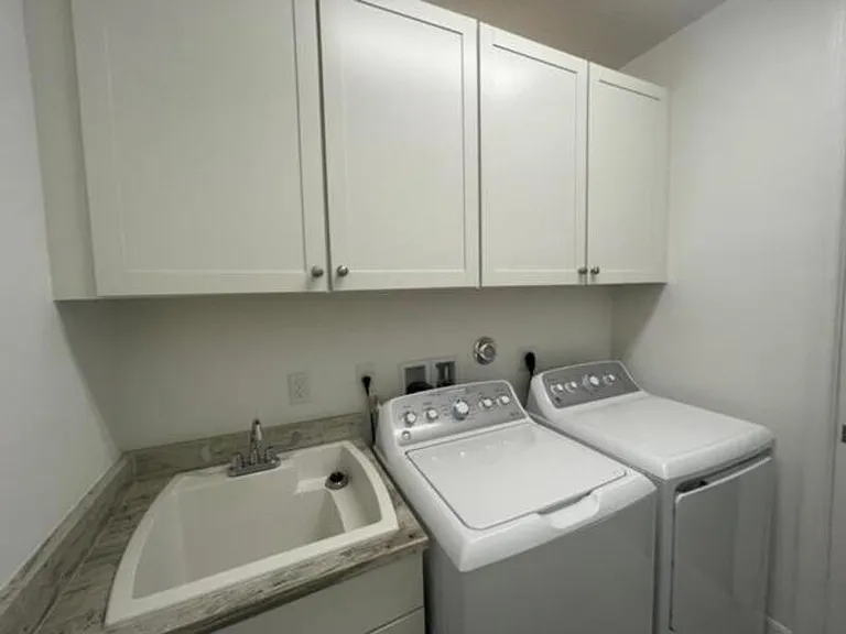 12885 Trevi Isle Dr — Photo 45