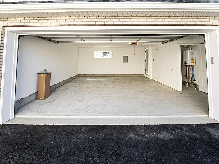 295 Pershing Ave #1-4 — Photo 15