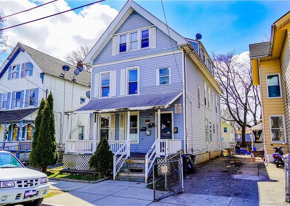 1st image of 38 Elliott St #2