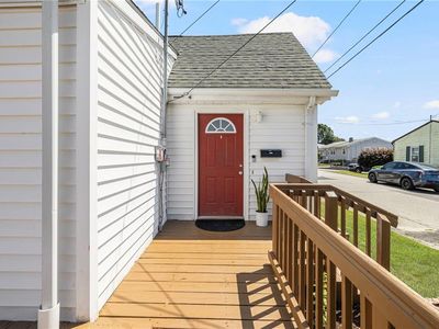 51 Old Oak Ave, Cranston, RI, 02920