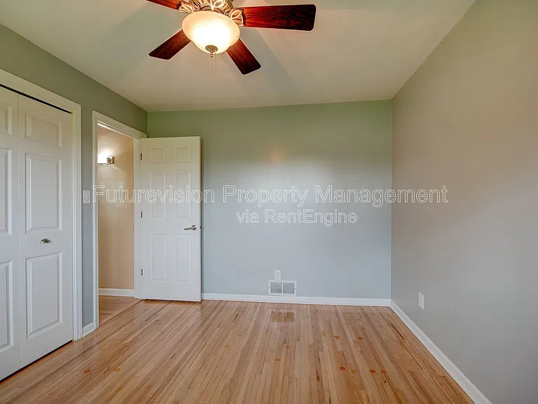 22451 S Carrie Ave — Photo 16