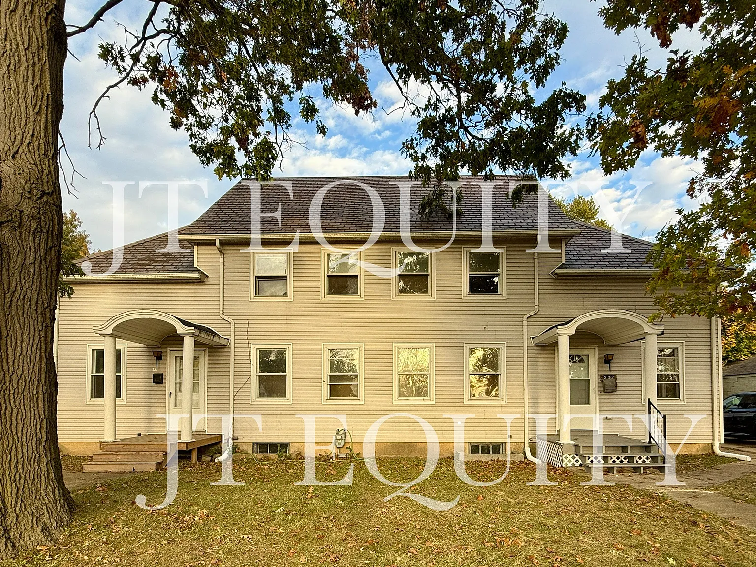 2 bed, 1060 sqft, $1,195 — Photo 1