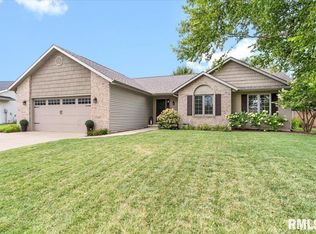 807 Shoshoni Dr, Springfield, IL 62711