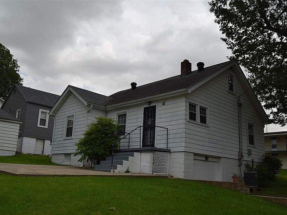3rd image of 1023 Kinzer St