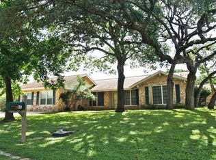 85 Brookhollow Dr, Wimberley, TX 78676