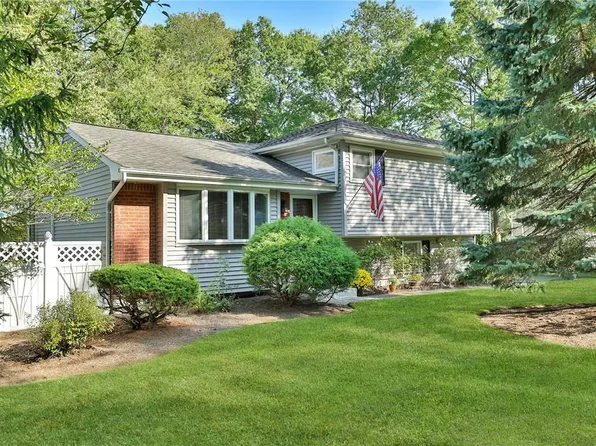 45 Barry Lane, Bardonia, NY 10954