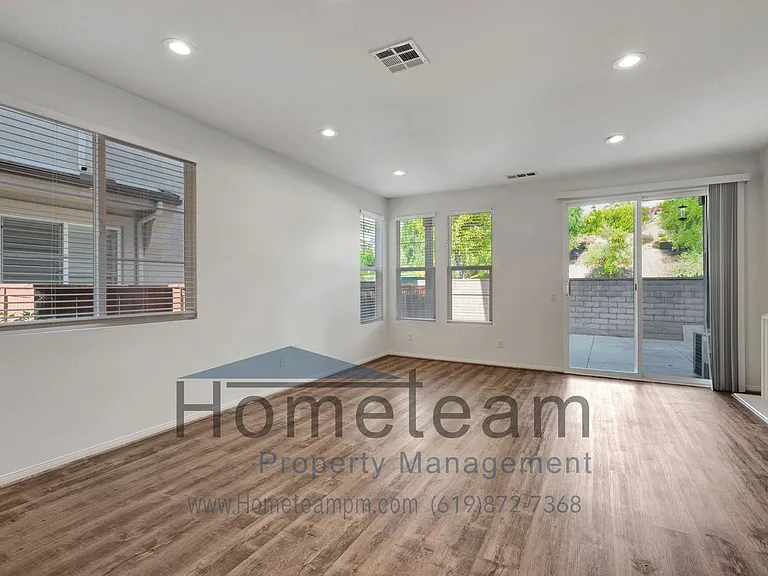263 Aventura Dr #6 — Photo 8