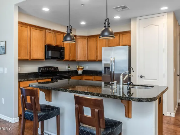 250 W QUEEN CREEK Road #146, Chandler, AZ 85248