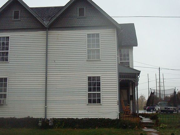 4th image of 154 N Mulberry St