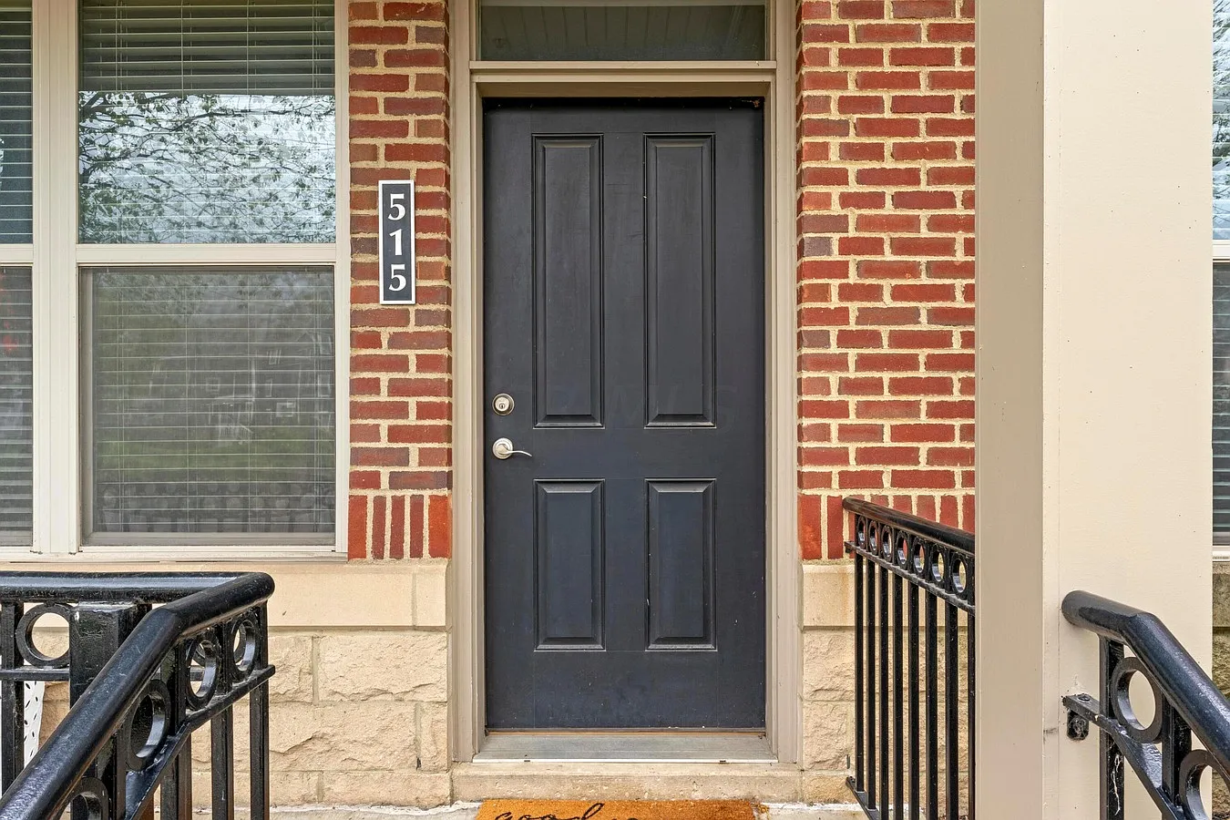 1 bed, 945 sqft, $2,045 — Photo 1