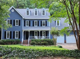 111 Spring Hollow Ln, Cary, NC 27518