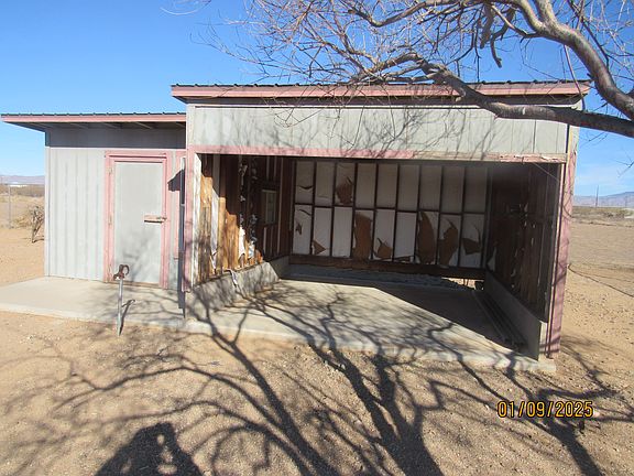3rd image of 6061 W Supai Dr