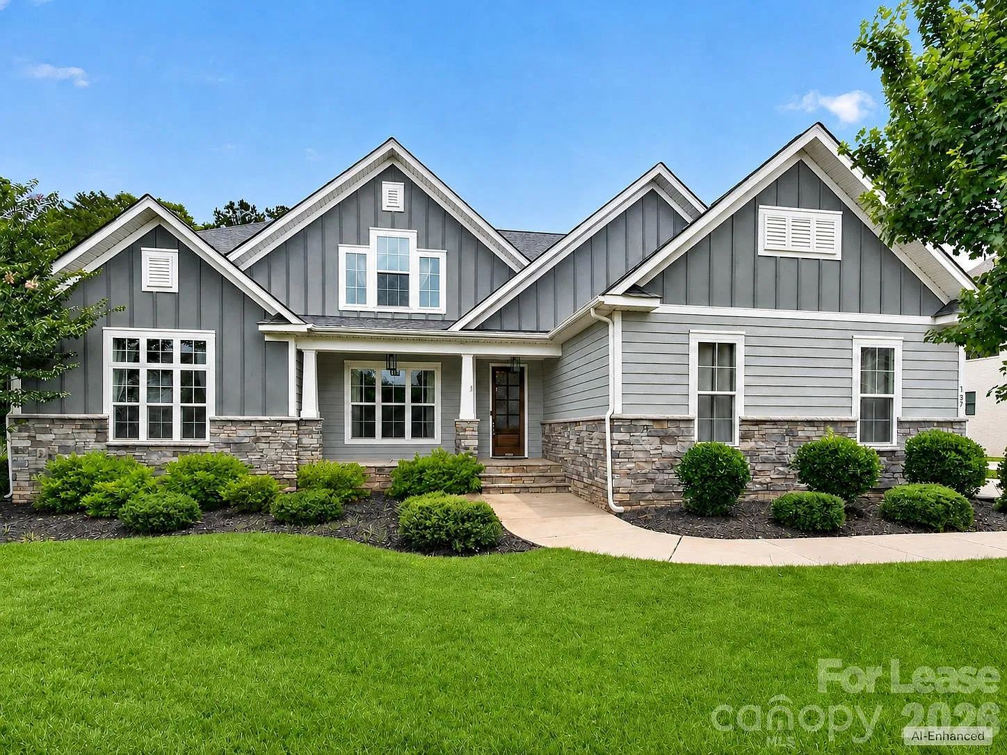 4 bed, 3.0 bath, 3196 sqft, $4,700 — Photo 2