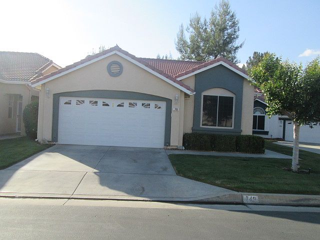 1st image of 749 Camino De Plata