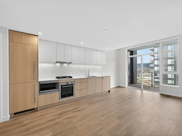 308 Alderson Ave #2705, Coquitlam, BC V3K 1W2