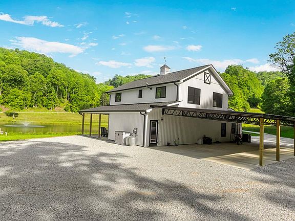 51st image of 1651 Winding Stairs Rd
