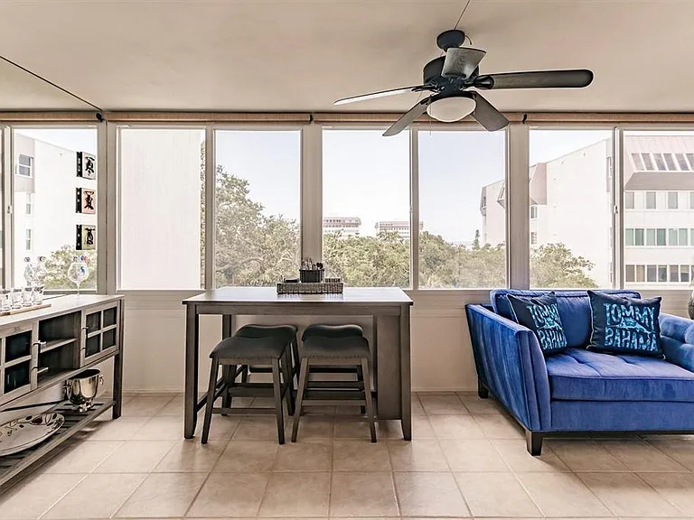 1255 E Peppertree Dr #403 — Photo 8