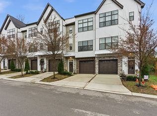 223 Stonecrest Cir, Nashville, TN 37209