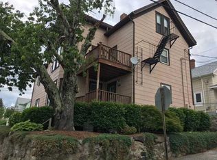 426 Grove St APT 1, Woonsocket, RI 02895