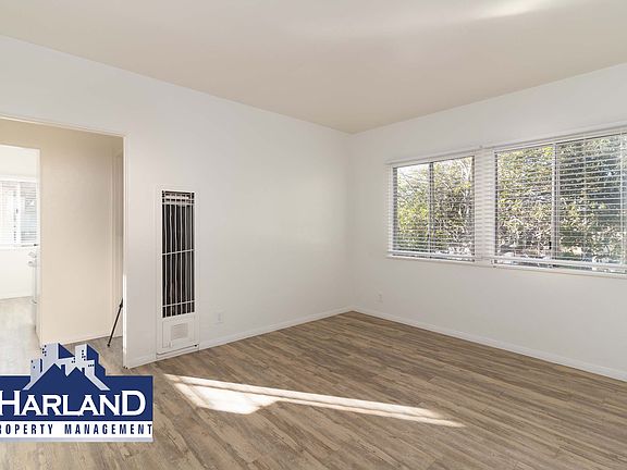 2nd image of 1025 B Ave APT C