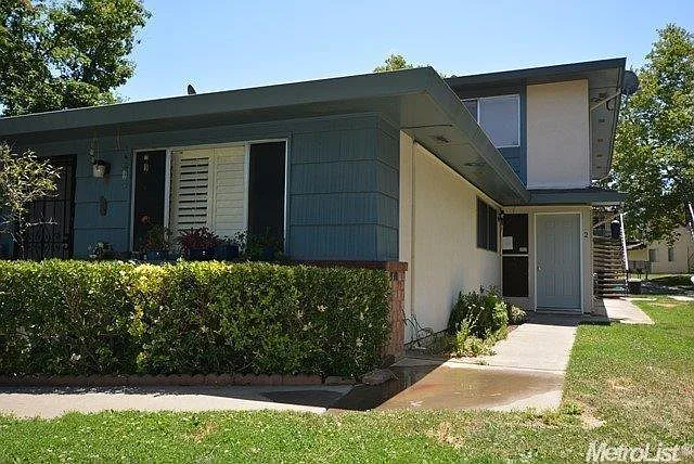 6282 Cavan Dr APT 2 photo 1