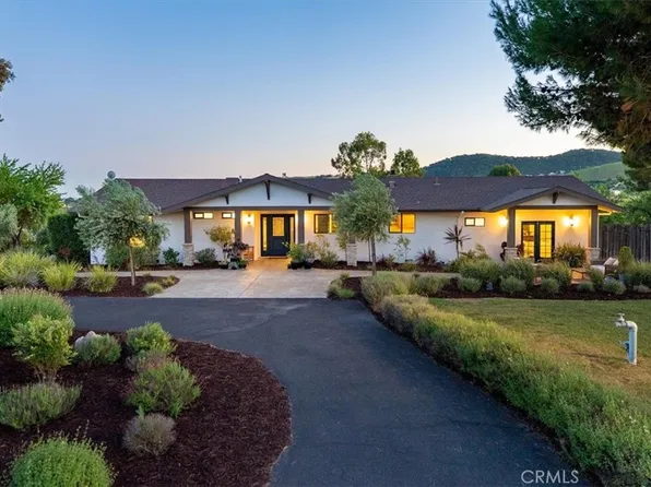 1015 Lost Springs Ln, Paso Robles, CA 93446