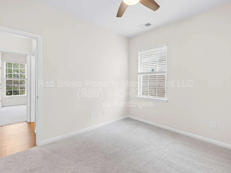 2207 Restina Dr — Photo 20