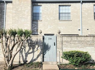 6500 Sands Point Dr APT 104, Houston, TX 77074