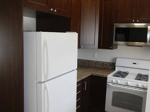 Kitchen with quartz countertops