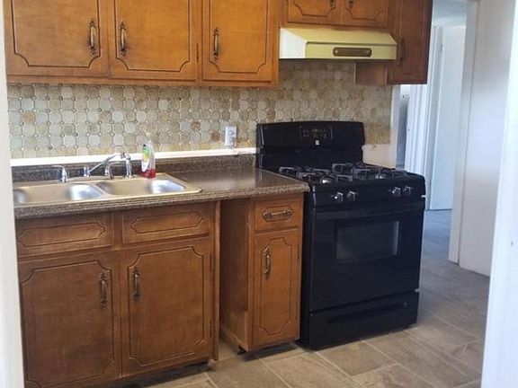4th image of 5420 E Yandell Dr
