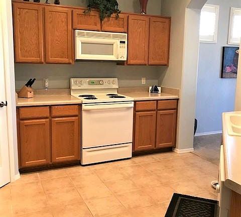 4th image of 2355 Valewood Cir