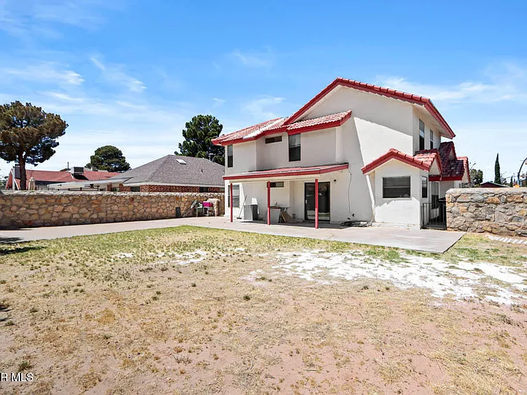 1478 Gene Torres Dr — Photo 34