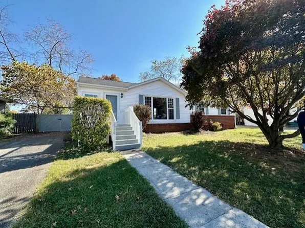 2370 Idavere Rd SW, Roanoke, VA 24015