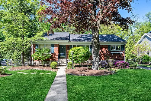 31 Stonefield Rd Photo 1