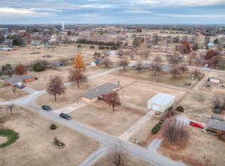 502 West Dr, Tuttle, OK 73089