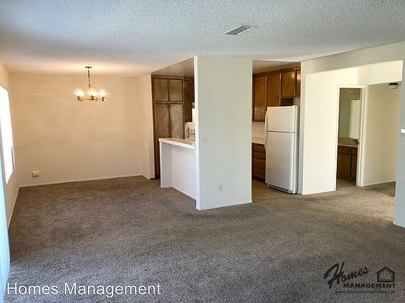 4th image of 450 W Vermont Ave Unit 504
